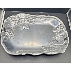 Arthur Court Designs Aluminum Grape Food Service Tray 9.5 inch Long